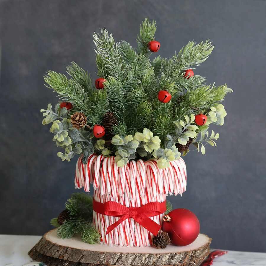 Making Candy Cane Vases for Christmas Table