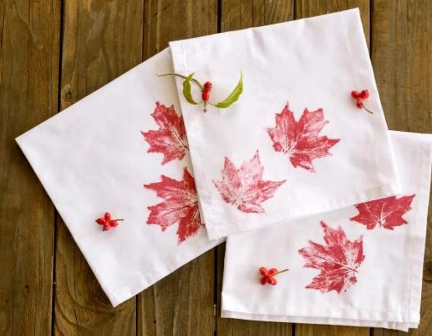 Leaf-Print Napkin