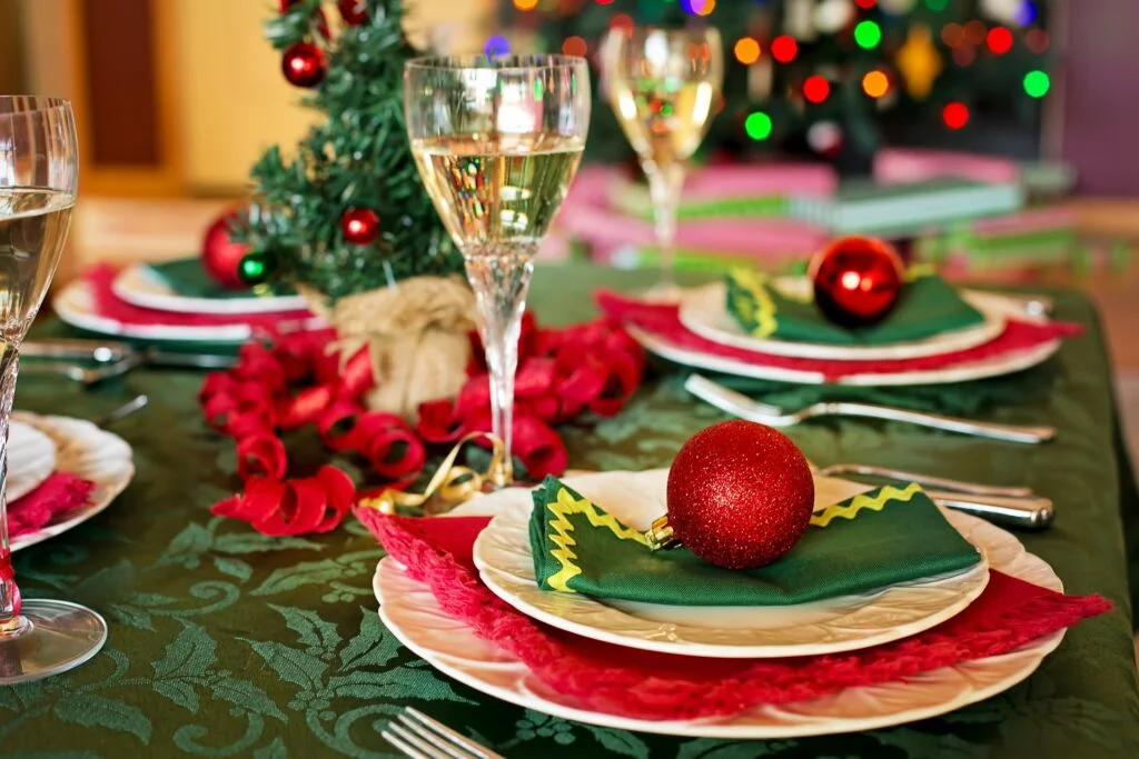 Red and Green Color Palette Table Decoration