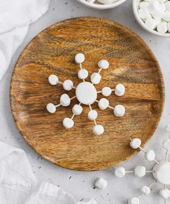 DIY Snowflake Christmas Tree Topper