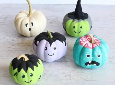 Creative Pumpkin Painting Ideas to Decor