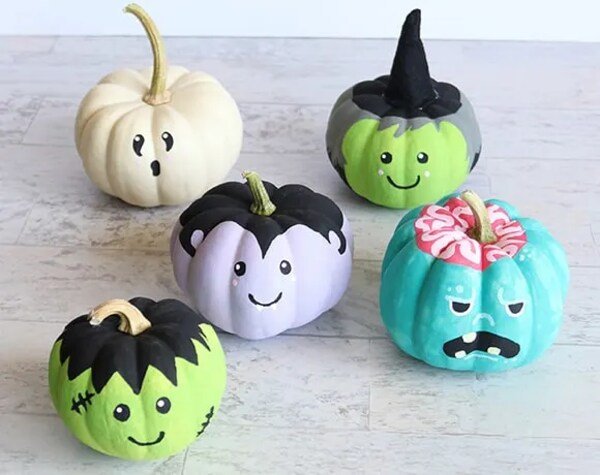 Creative Pumpkin Painting Ideas to Decor